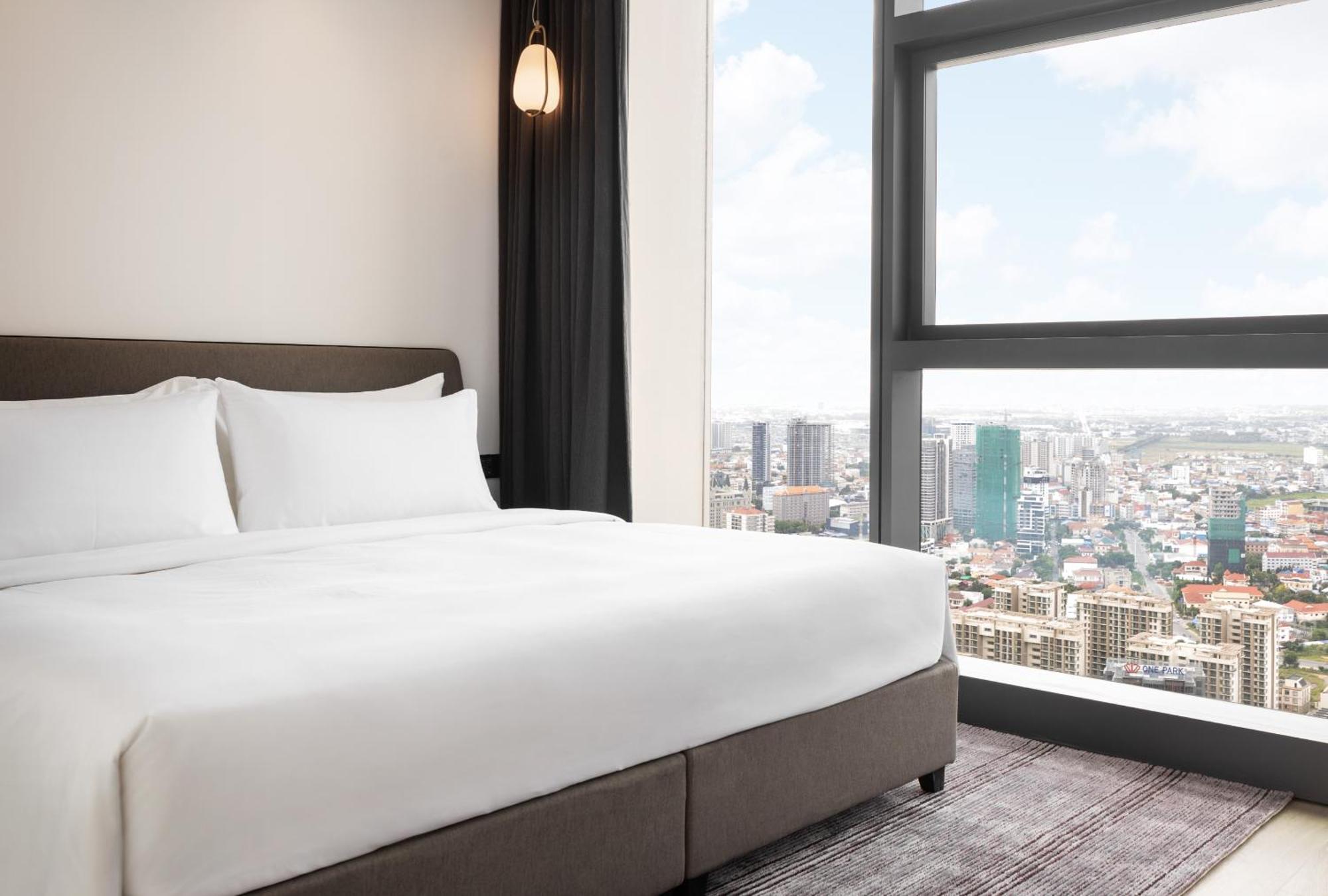 Citadines Flatiron Phnom Penh Hotel Екстериор снимка